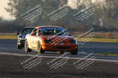 media/Jan-13-2024-CalClub SCCA (Sat) [[179f4822a7]]/Group 7/Sunset (Race)/